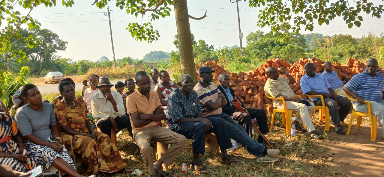 Kagadi residents attending a town council consultation meeting
